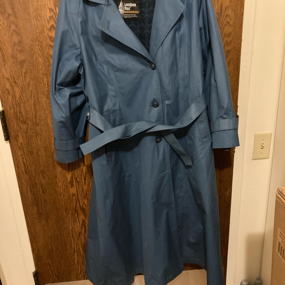Womens’ Winter/fall Classic Trench by London Fog size 16R. New coat - no tags.